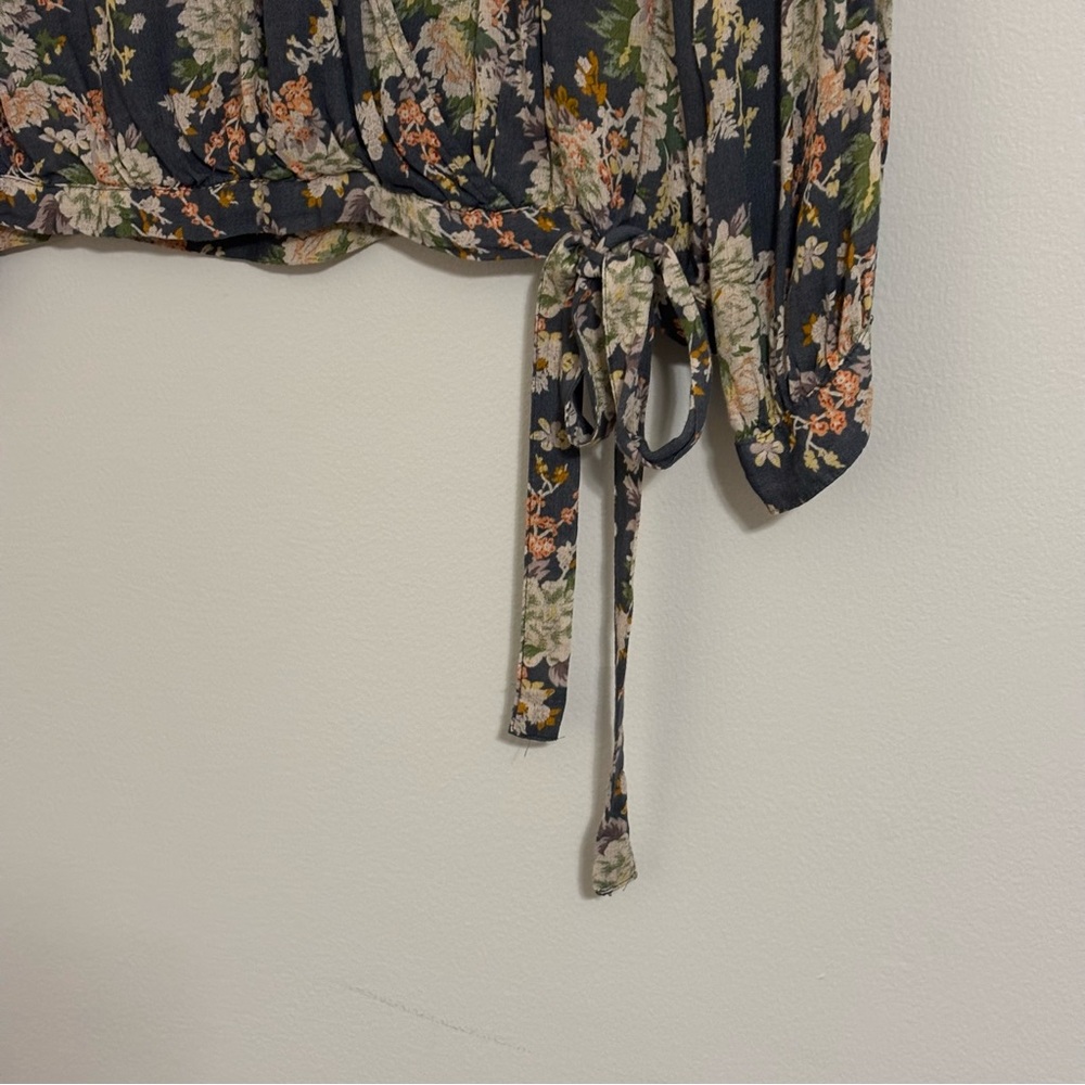 Lucky Brand Floral Tie-Waist Blouse - Size Large - Picture 5 of 15
